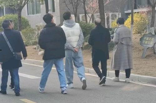 最新吃瓜 网红事件,揭秘近期热门事件背后的真相